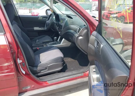 2009 Subaru Forester 2.5X из США, поврежденный, VIN JF2SH63689H721560